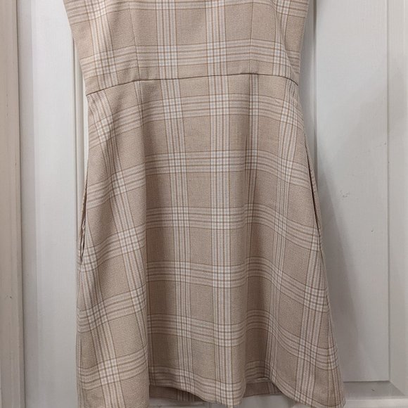 Wilfred Dress - Picture 2 of 2